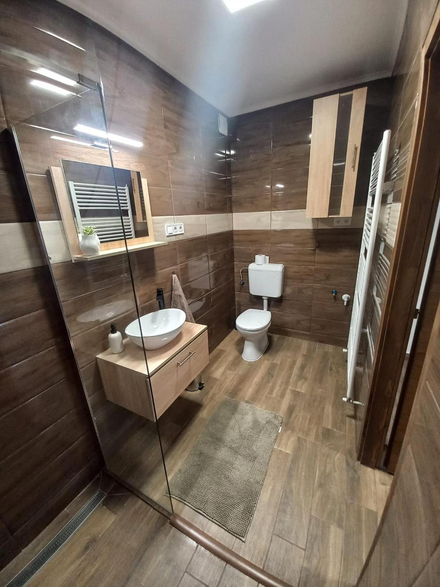 Oazis Apartman ชารอชปาตัก ภายนอก รูปภาพ