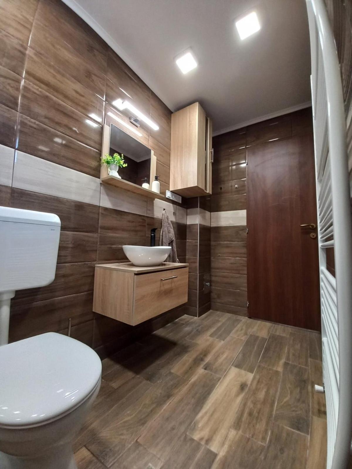 Oazis Apartman ชารอชปาตัก ภายนอก รูปภาพ